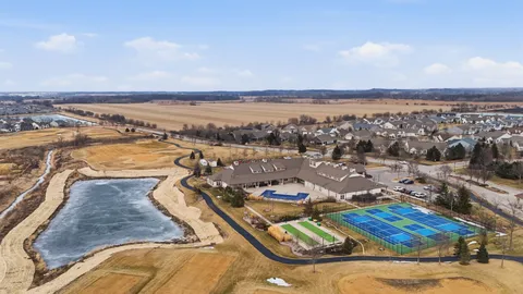 $299,000 | 1882 Southern Circle, Unit 1882, Pingree Grove, IL 60140