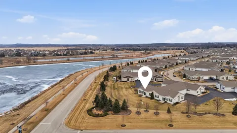 $299,000 | 1882 Southern Circle, Unit 1882, Pingree Grove, IL 60140