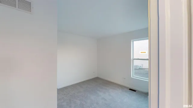 $504,990 | 9 Faiths Way, Bettendorf, IA 52722