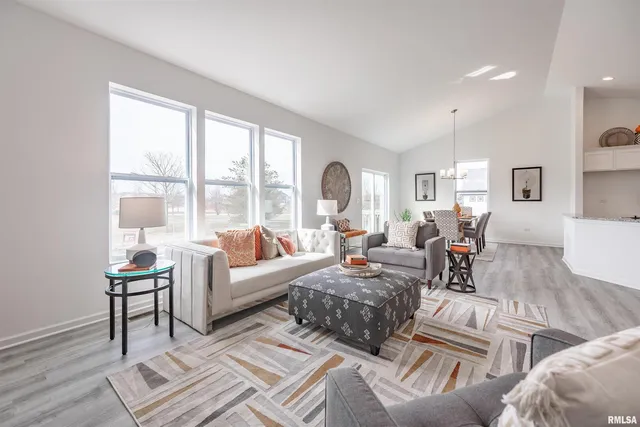 $504,990 | 9 Faiths Way, Bettendorf, IA 52722