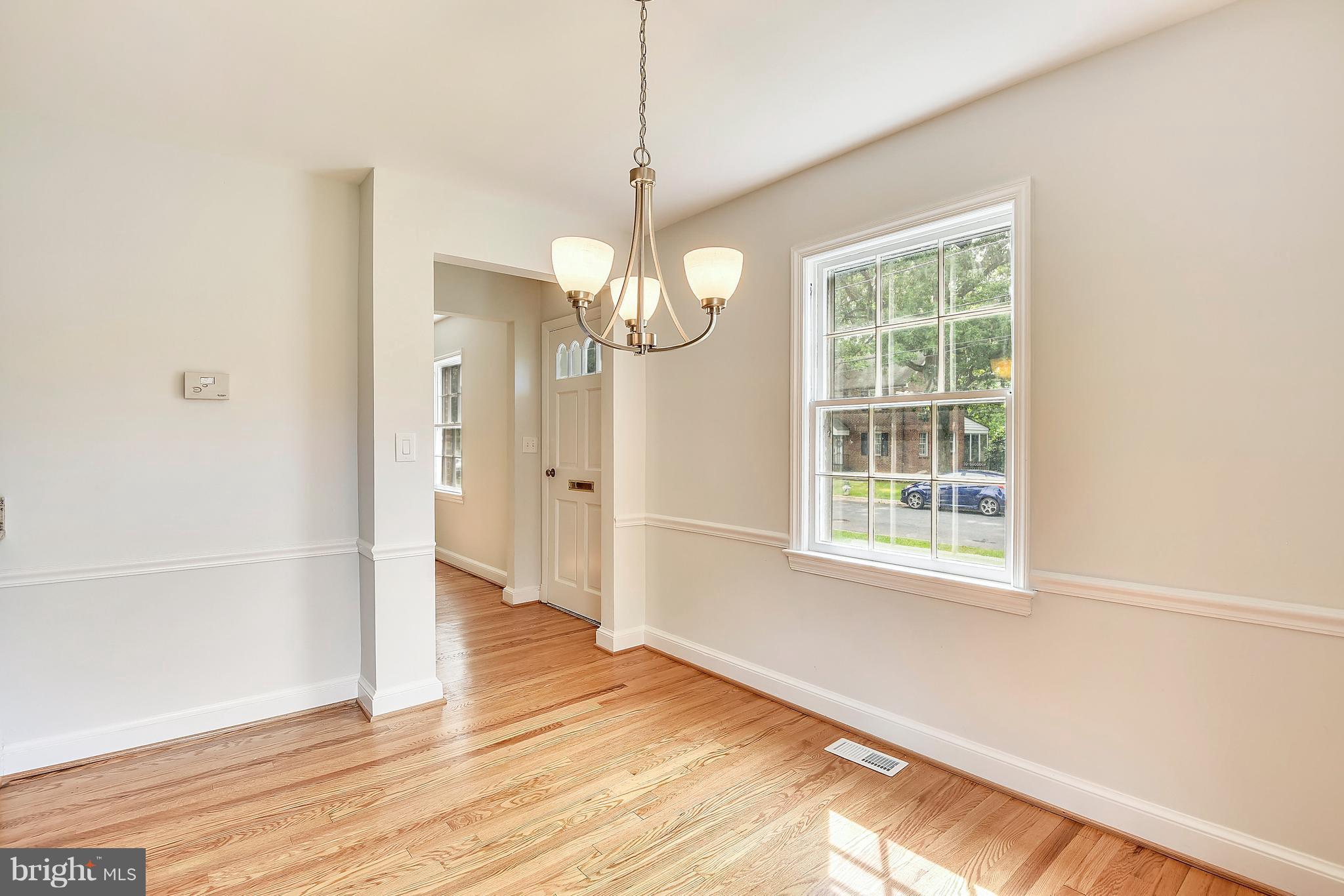 9619 Sutherland Road Silver Spring, MD 20901 - Photo 12 of 29 Interior (General)