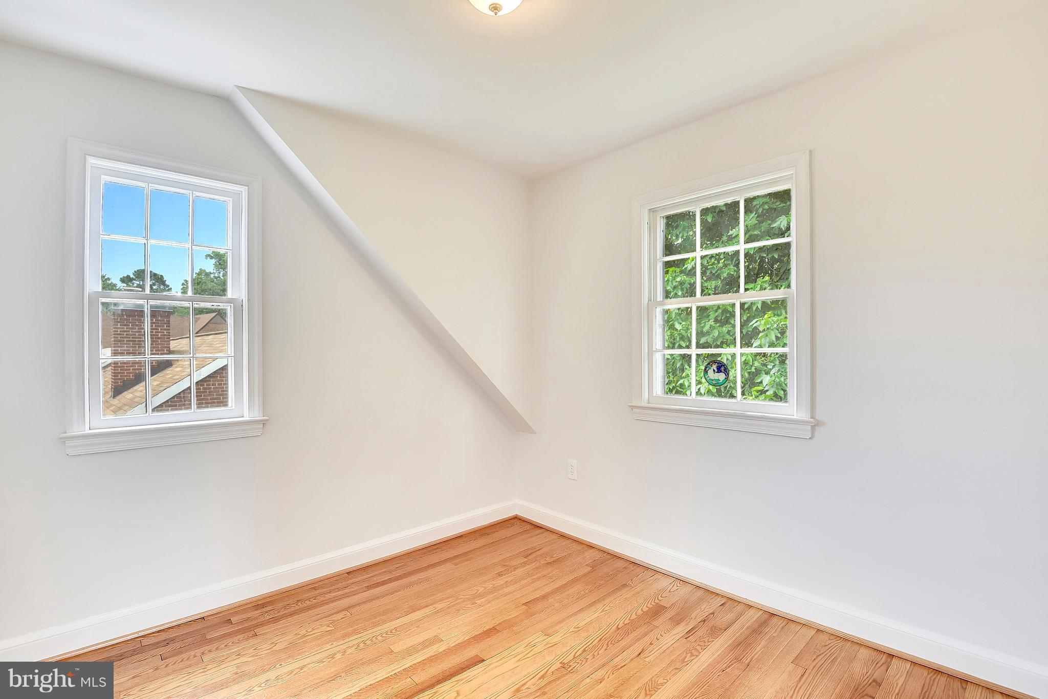 9619 Sutherland Road Silver Spring, MD 20901 - Photo 19 of 29 Bedroom