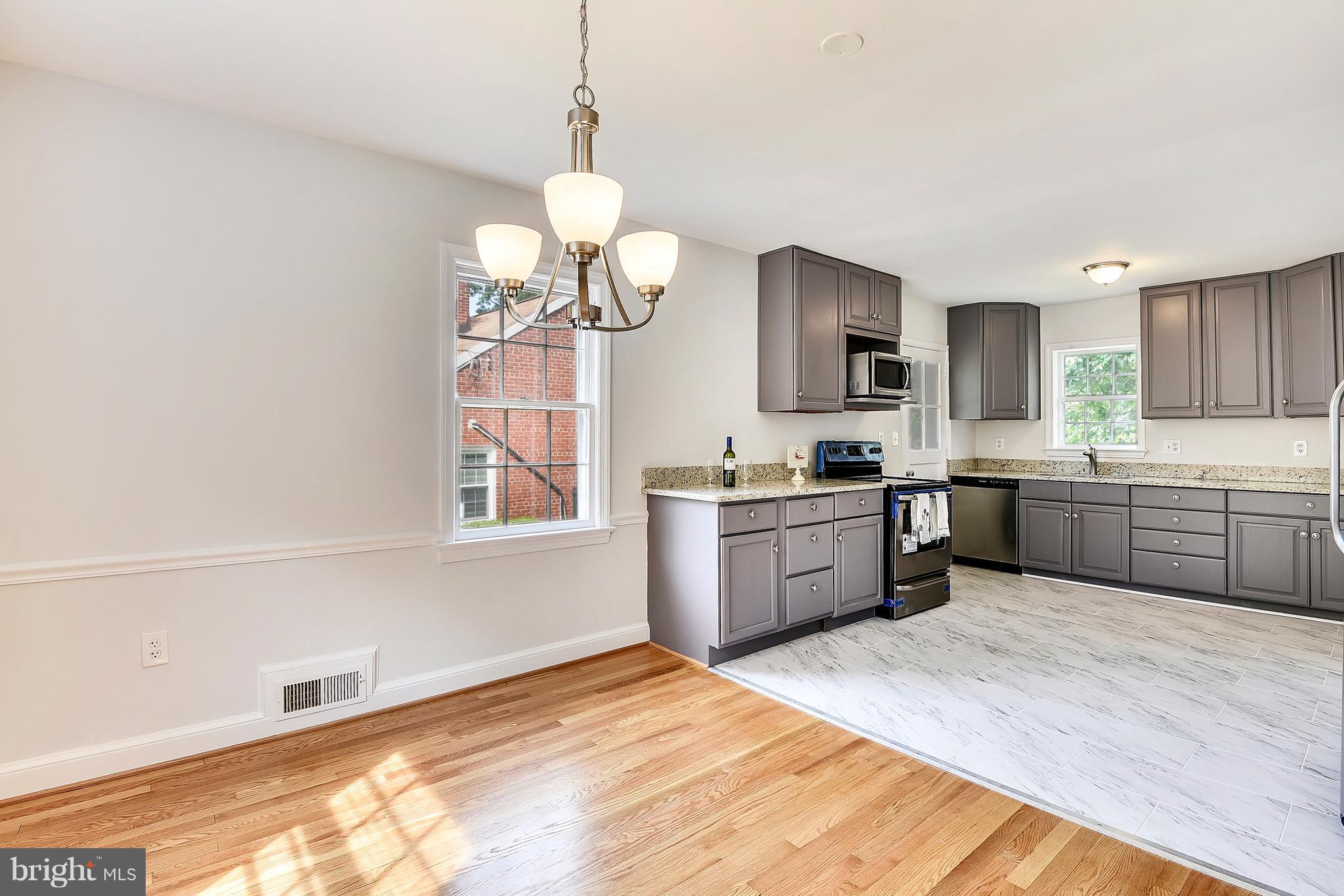 9619 Sutherland Road Silver Spring, MD 20901 - Photo 8 of 29 Interior (General)