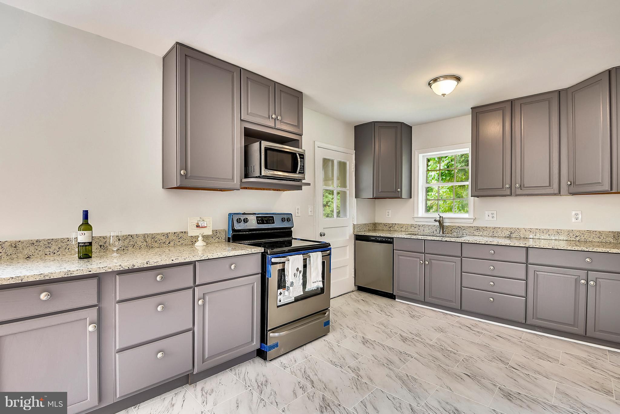 9619 Sutherland Road Silver Spring, MD 20901 - Photo 9 of 29 Kitchen