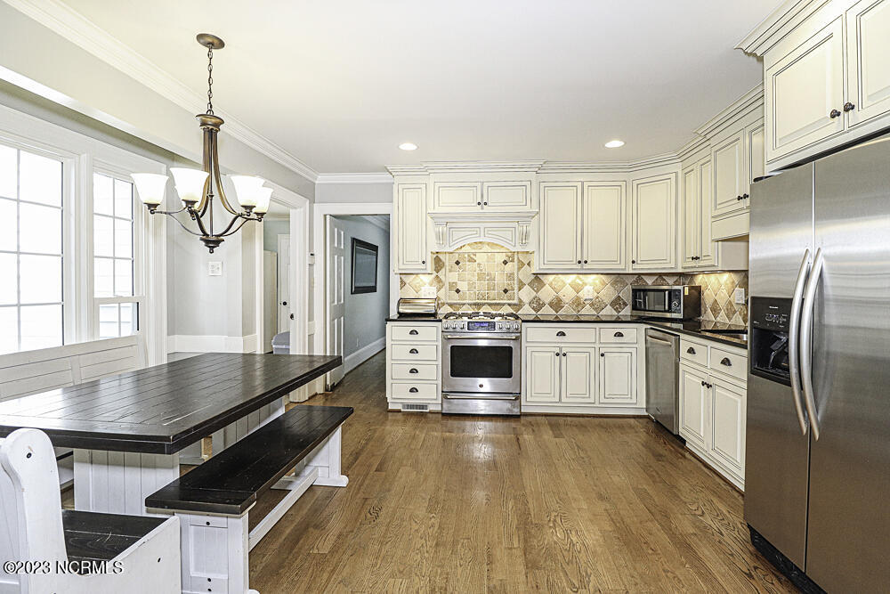 3913 Gloucester Road Rocky Mount, NC 27803 - Photo 13 of 76 11
