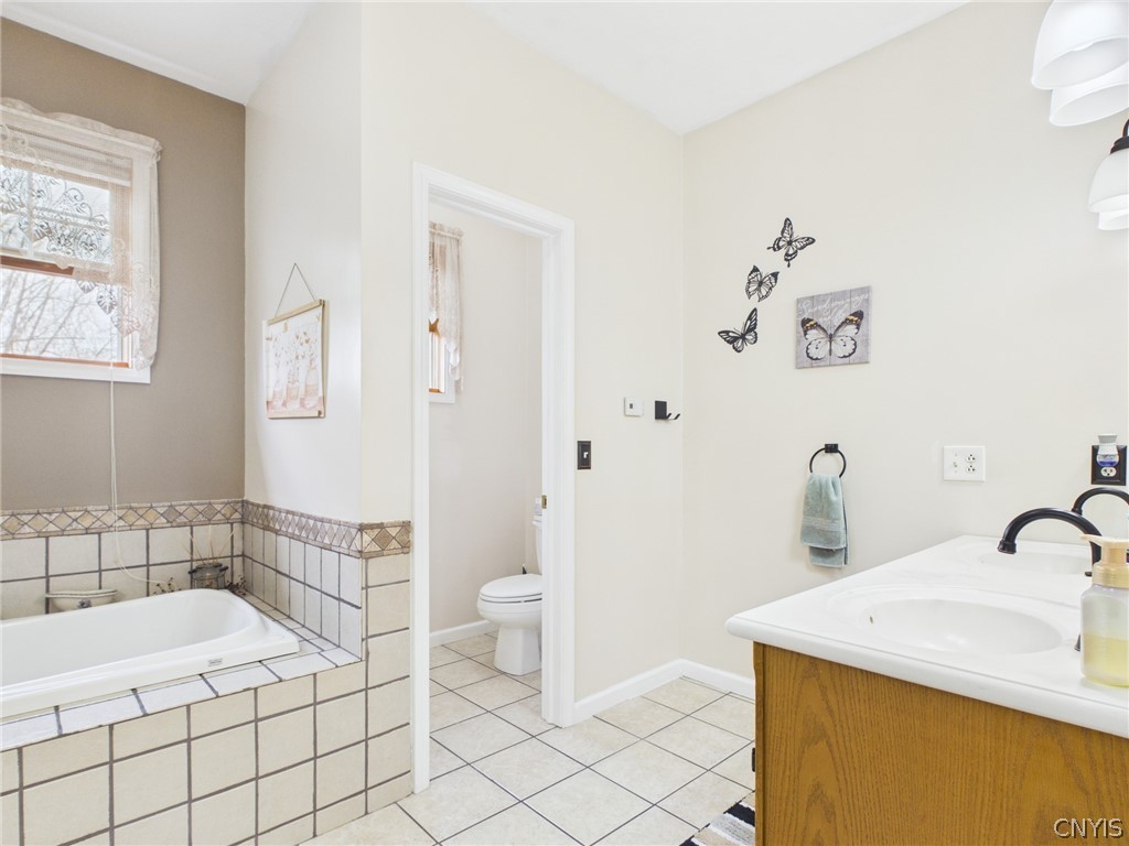 295 Buck Road Lansing, NY 14882 - Photo 23 of 47 primary suite