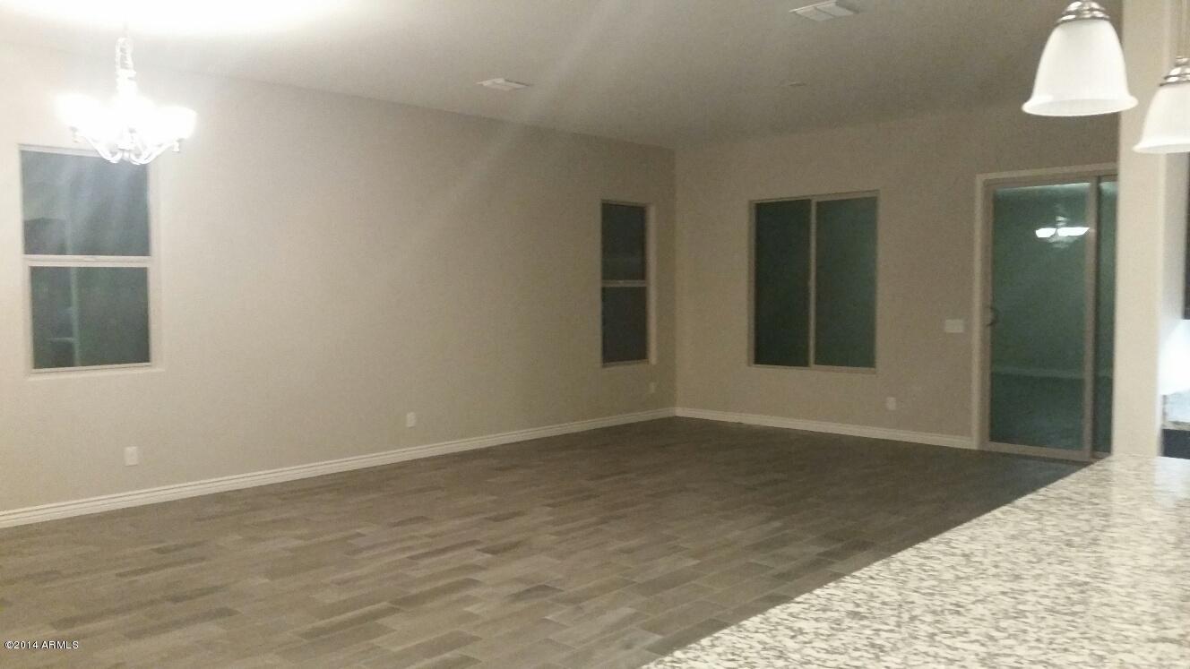 2118 West Red Fox Road Phoenix, AZ 85085 - Photo 6 of 9 20141017_183000_resized_1