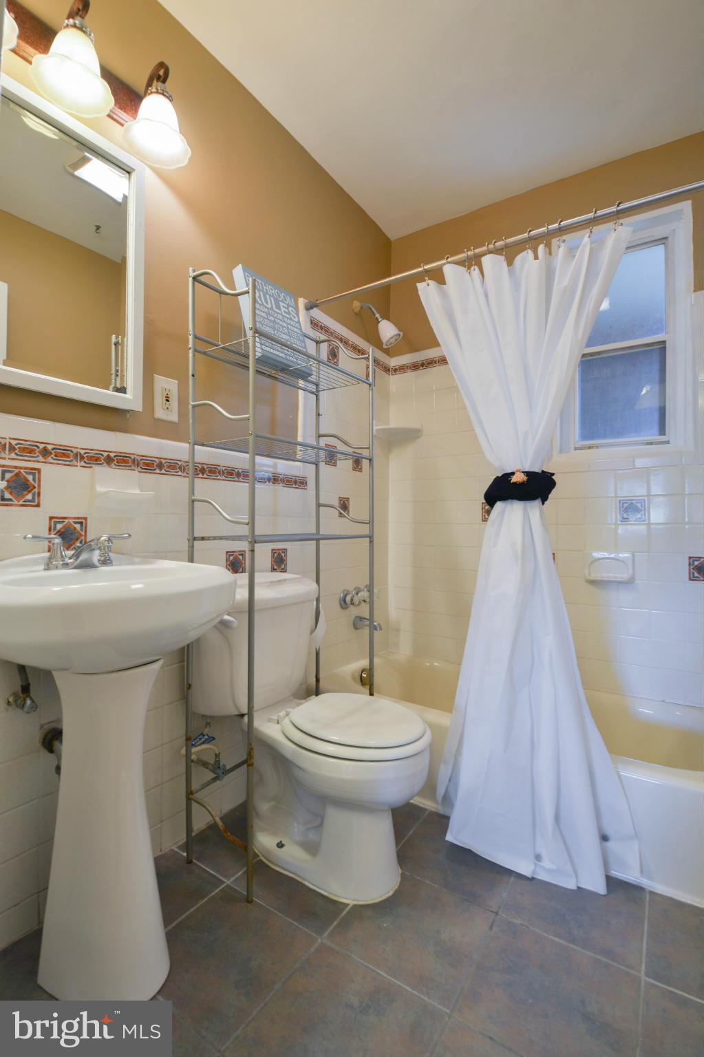 3416 Randolph Road Silver Spring, MD 20902 - Photo 16 of 30 Bath