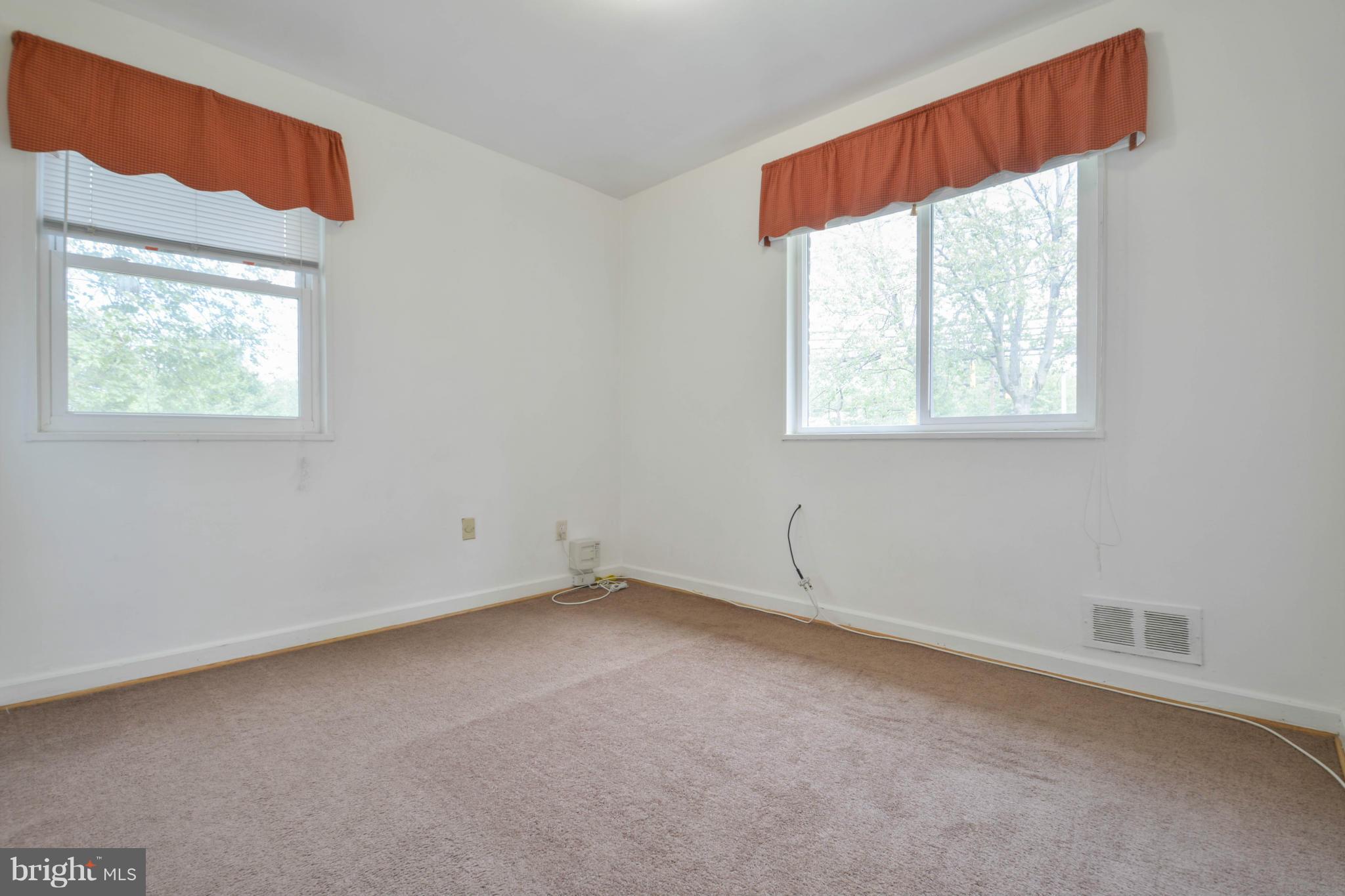 3416 Randolph Road Silver Spring, MD 20902 - Photo 19 of 30 Bedroom 3