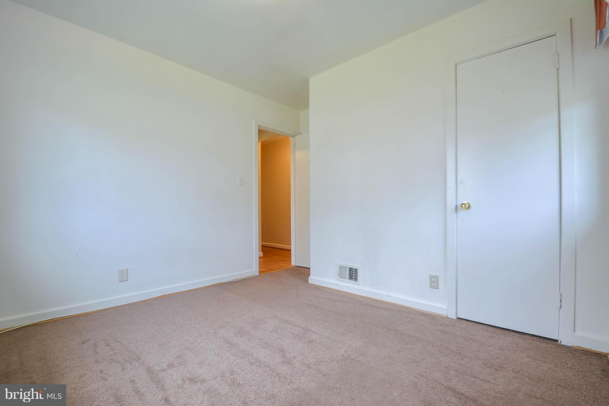 3416 Randolph Road Silver Spring, MD 20902 - Photo 20 of 30 Bedroom 3
