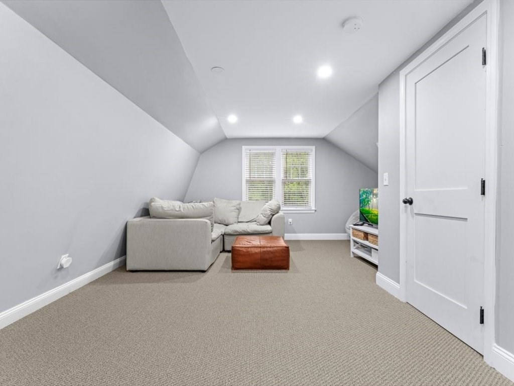 157 Harvard Road Bolton, MA 01740 - Photo 31 of 42 a room with furniture and a window