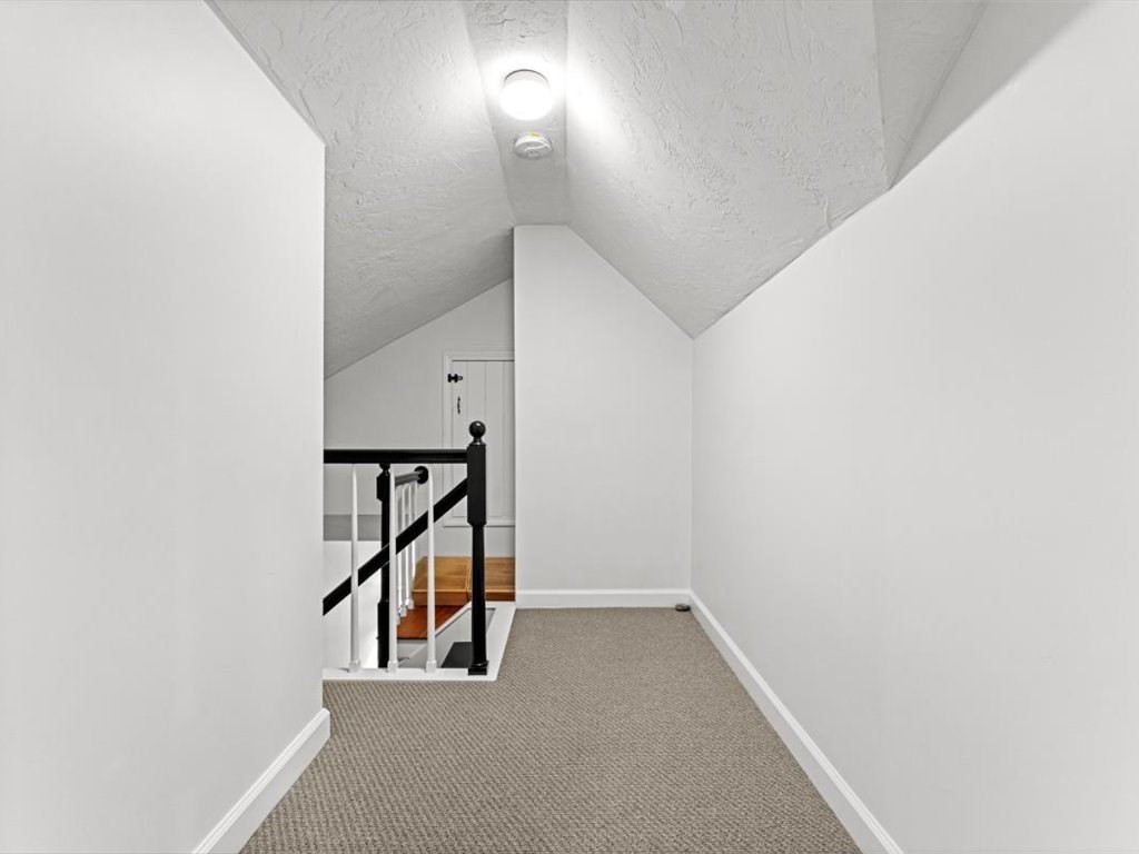 157 Harvard Road Bolton, MA 01740 - Photo 34 of 42 a view of entryway