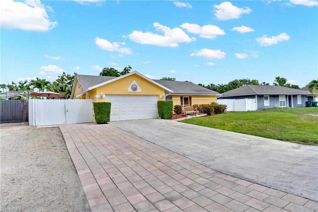 4587 25th Court Southwest Naples, FL 34116 - Photo 4 of 50