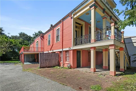 $799,000 | 920 Frenchmen Street, New Orleans, LA 70116