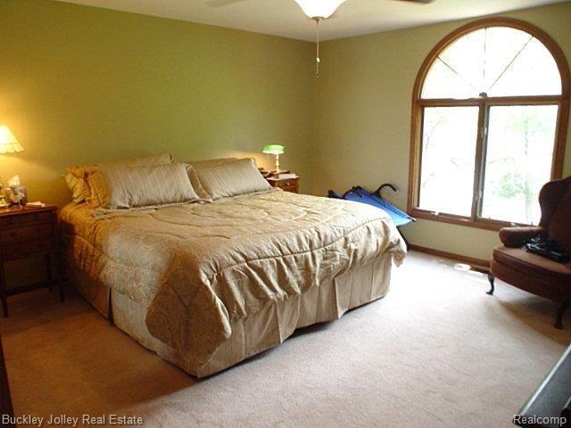 5849 Mabley Hill Road Fenton, MI 48430 - Photo 8 of 10 Master Bedroom