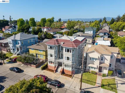 $1,899,000 | 2021 Clinton Avenue, Alameda, CA 94501