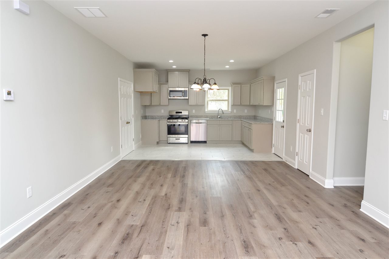8053 Ellis Road Bartlett, TN 38133 - Photo 4 of 13 Gallery Image 4
