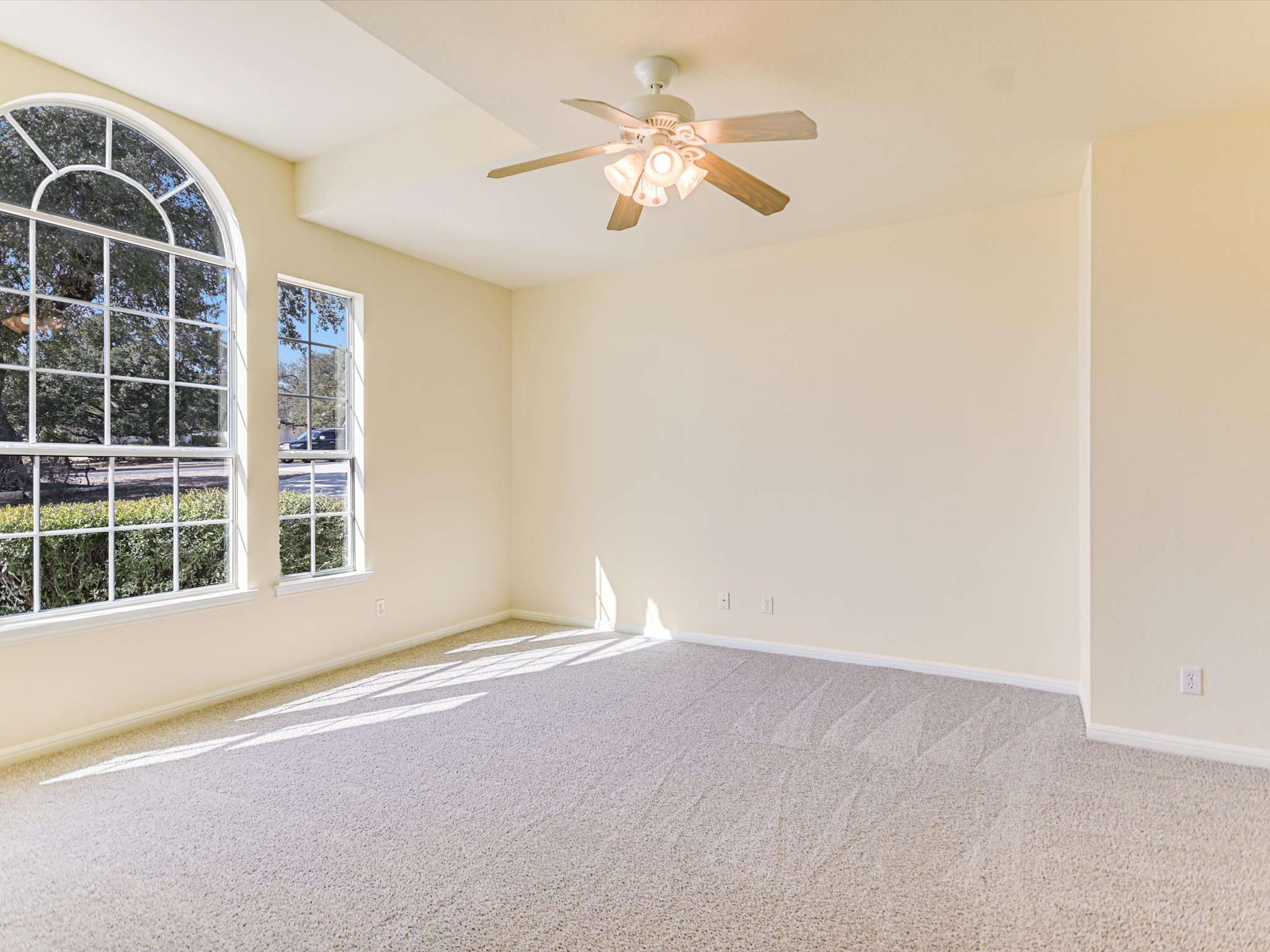 10111 Baxter Lane Austin, TX 78736 - Photo 22 of 35 an empty room with a window