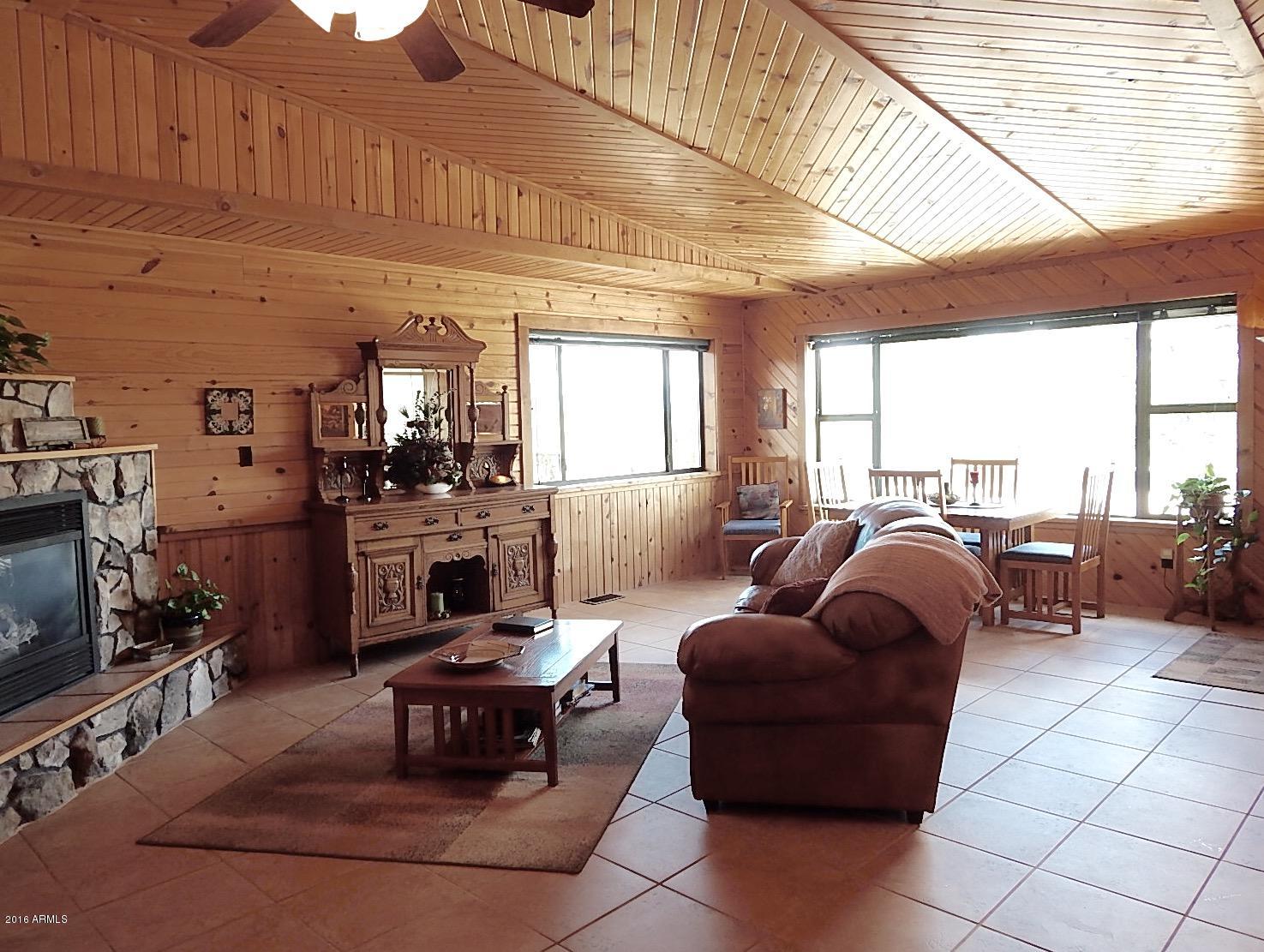 1120 South Mud Springs Road Payson, AZ 85541 - Photo 5 of 42 Great Room 12z