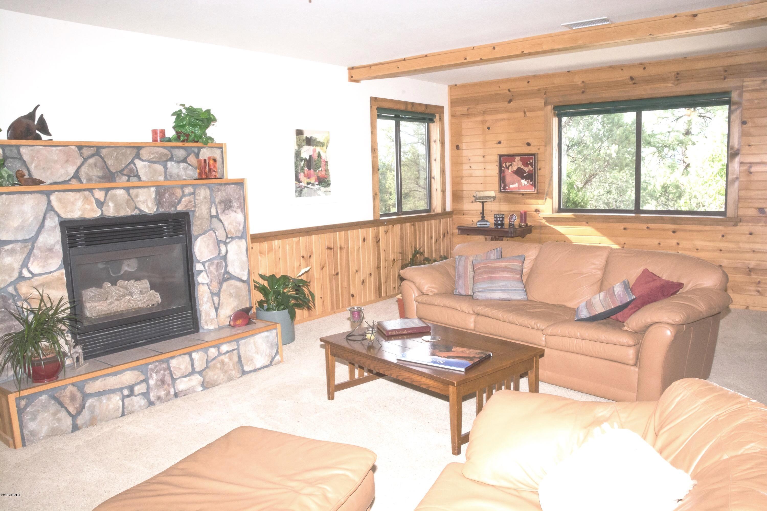 1120 South Mud Springs Road Payson, AZ 85541 - Photo 7 of 42 Family Room z