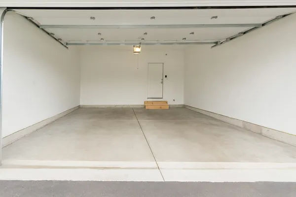 a view of a garage