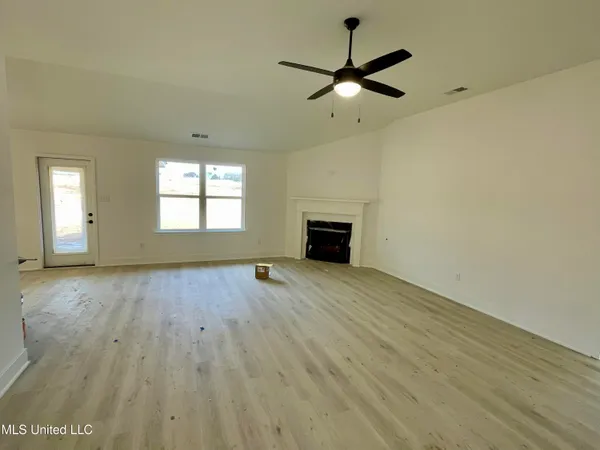 $376,550 | 120 Farley Road, Byhalia, MS 38611