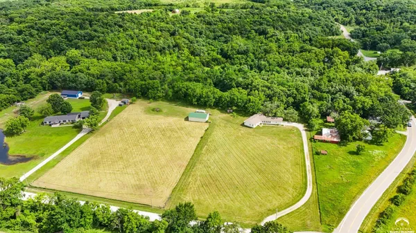 $447,500 | 801 North 900 Road, Lawrence, KS 66047