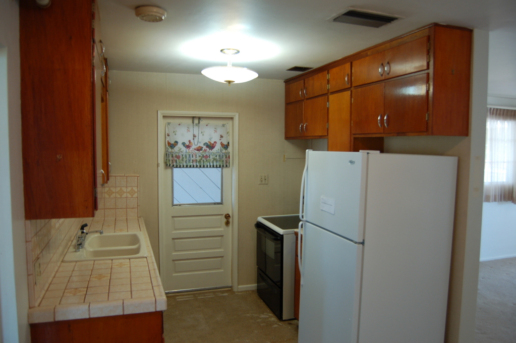 3008 East Osborn Road Phoenix, AZ 85016 - Photo 4 of 8 Kitchen alt view