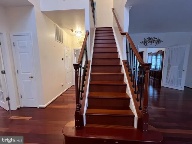 a view of a lake from a yard