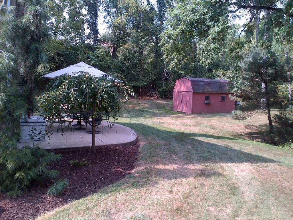 265 Rutledge Drive Canonsburg, PA 15317 - Photo 24 of 24 Yard: Welcome to paradise. Summer is just around the corner!