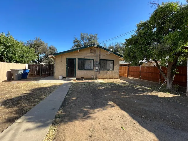$350,000 | 3431 East Lowe Avenue, Fresno, CA 93702