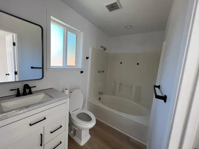 $350,000 | 3431 East Lowe Avenue, Fresno, CA 93702