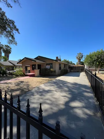$350,000 | 3431 East Lowe Avenue, Fresno, CA 93702
