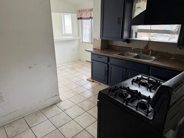 $350,000 | 3431 East Lowe Avenue, Fresno, CA 93702