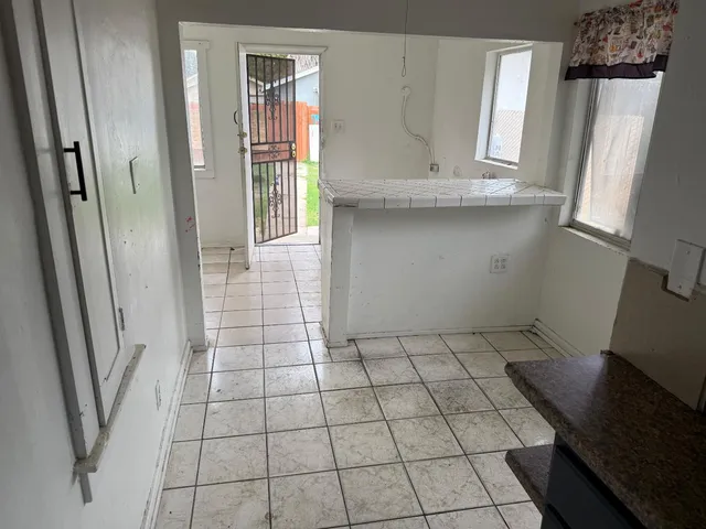 $350,000 | 3431 East Lowe Avenue, Fresno, CA 93702