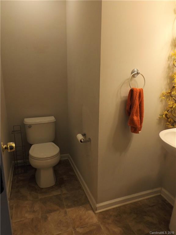 4926 Elizabeth Road Charlotte, NC 28269 - Photo 14 of 21 Gallery Image 14