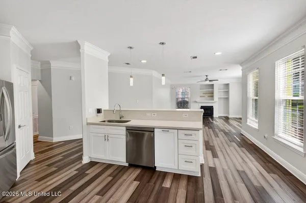 $289,000 | 2252 Beach Drive, Unit 1301, Gulfport, MS 39507