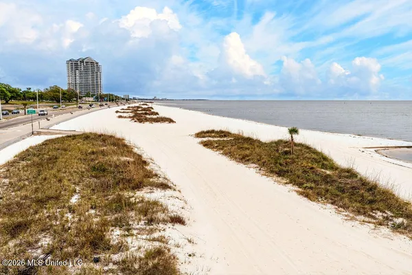 $289,000 | 2252 Beach Drive, Unit 1301, Gulfport, MS 39507