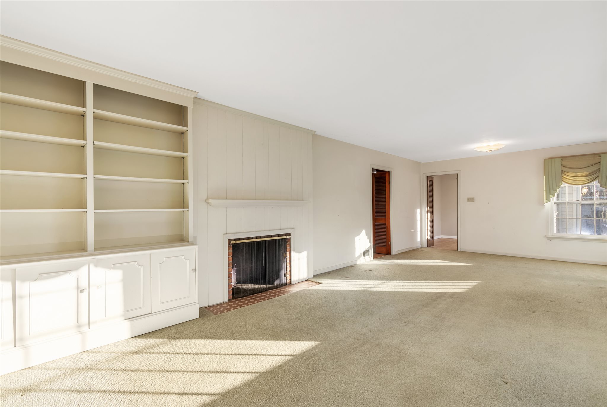 17675 Ireland Road South Bend, IN 46614 - Photo 15 of 36 Gallery Image 15
