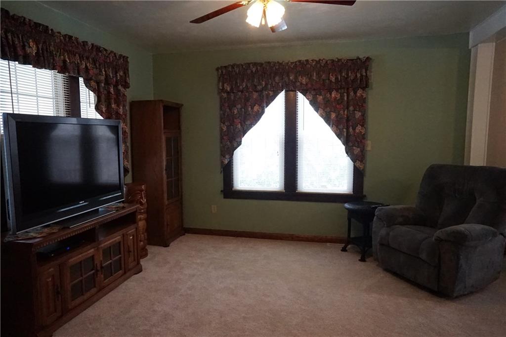 457 Saxonburg Road Butler, PA 16002 - Photo 3 of 24 Gallery Image 3