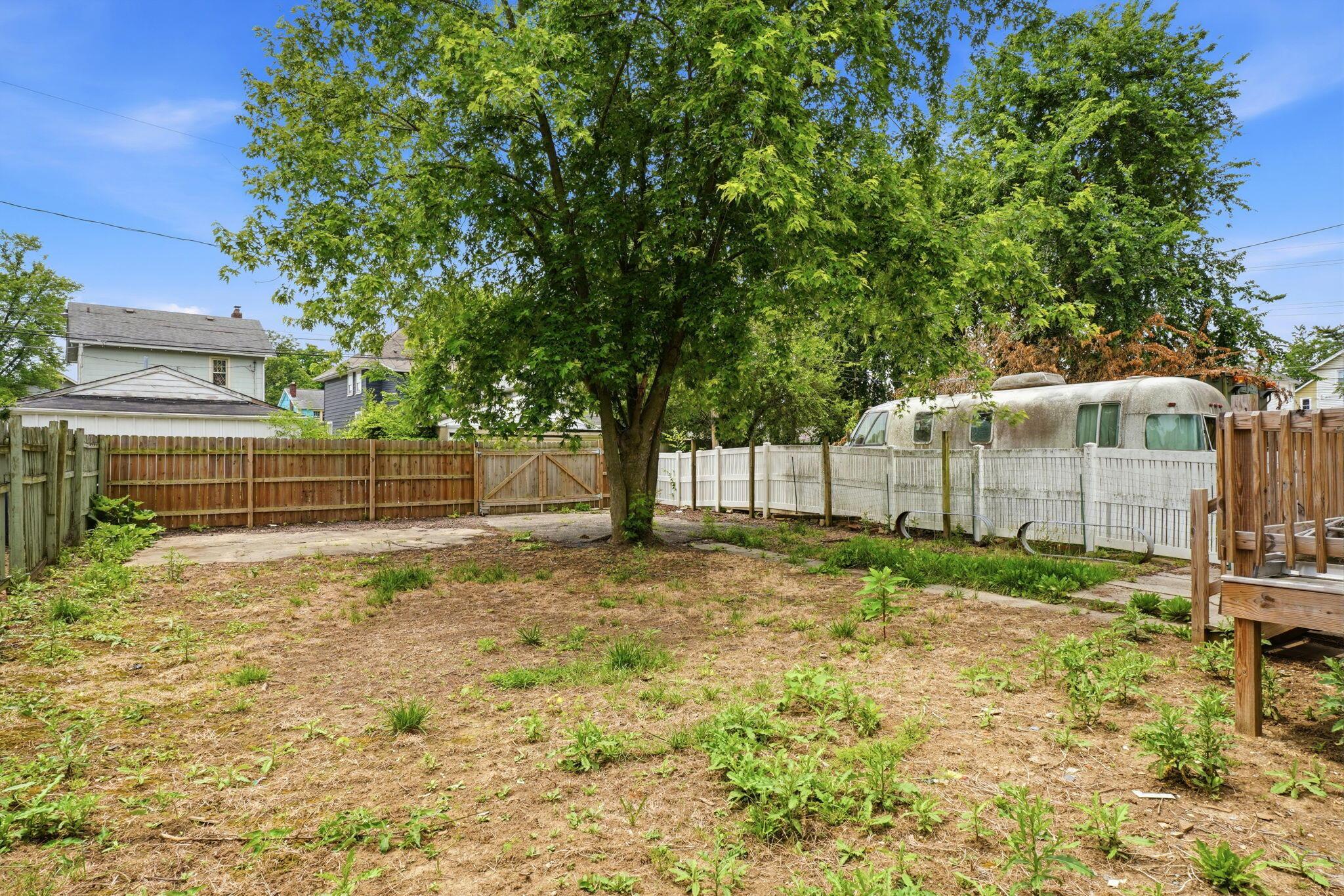 2525 Ridge Avenue Columbus, OH 43204 - Photo 50 of 67 50-web-or-mls-2525-ridge-ave