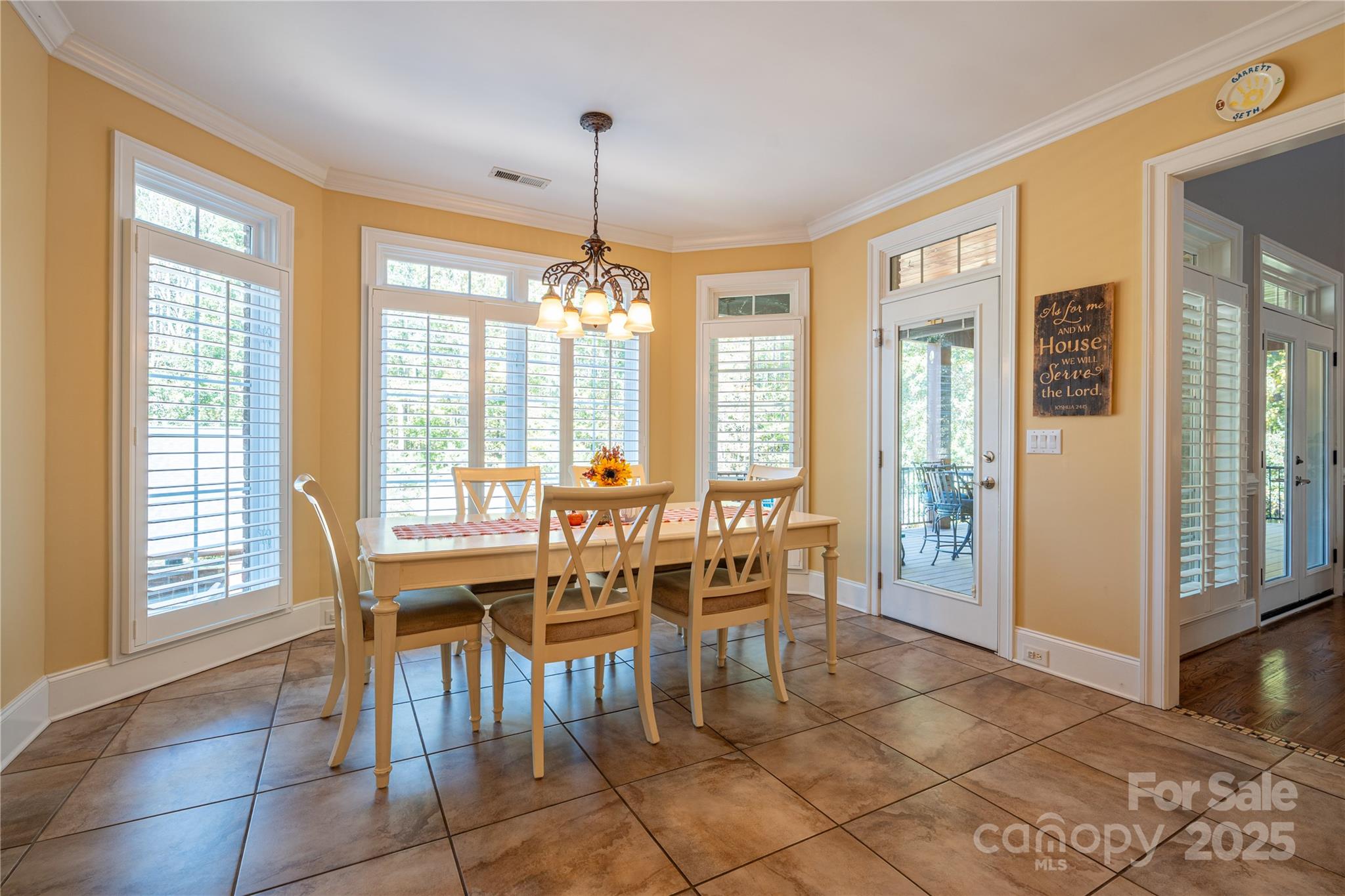 1427 Merrimont Avenue Kings Mountain, NC 28086 - Photo 19 of 48 a dining room with furniture and window