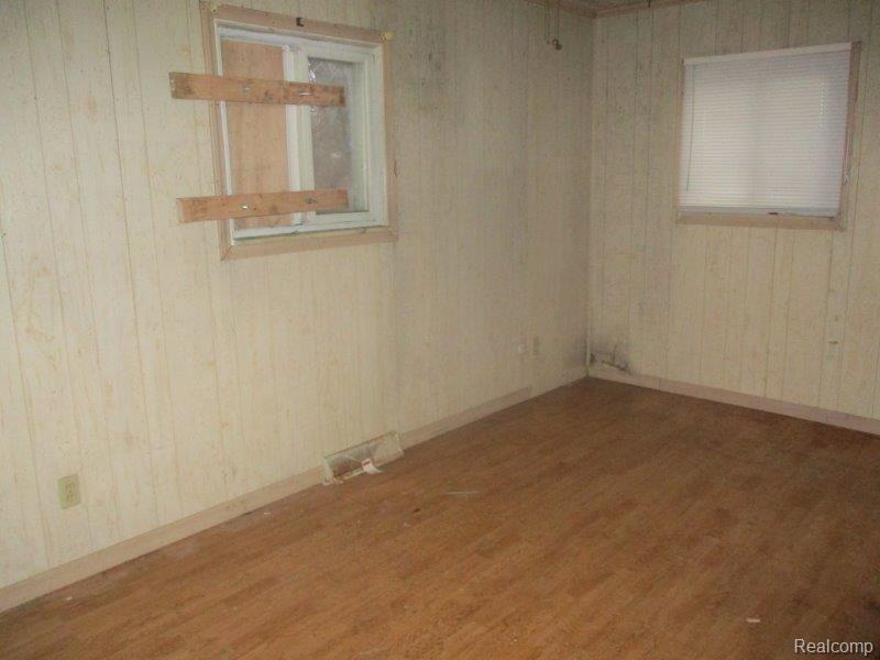 1535 Lambden Road Flint, MI 48532 - Photo 7 of 23 Bed1 - Copy.jpg