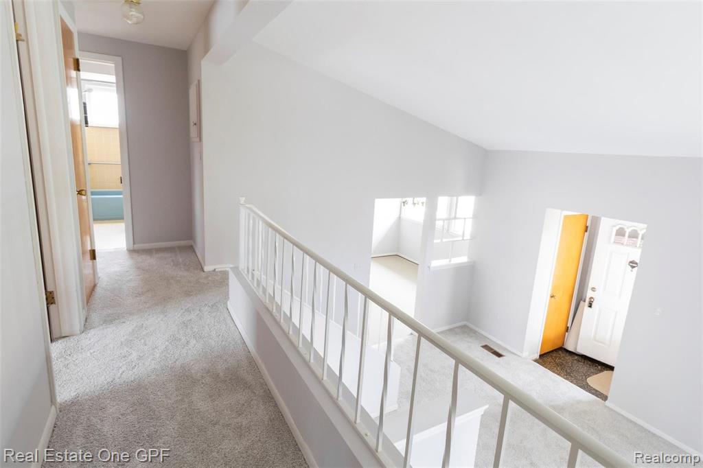 18210 Rainbow Road Fraser, MI 48026 - Photo 28 of 41