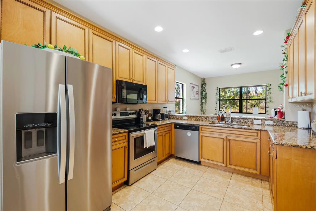 1426 Pacific Road Kissimmee, FL 34759 - Photo 20 of 63