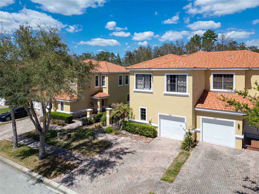 1426 Pacific Road Kissimmee, FL 34759 - Photo 3 of 63