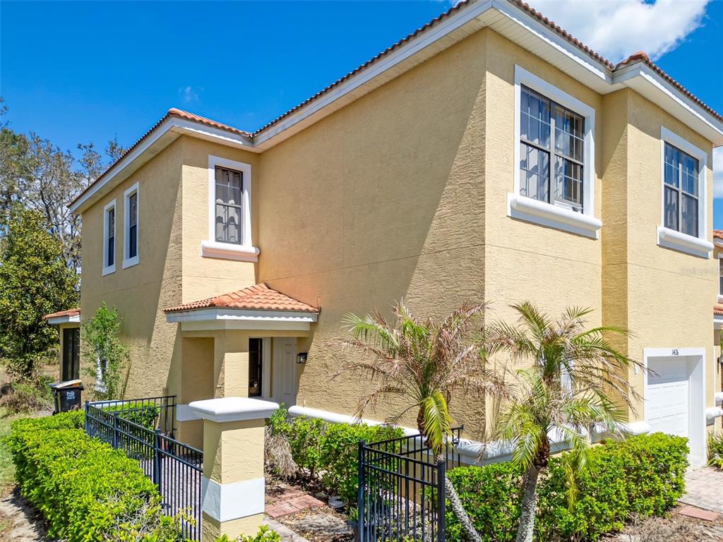 1426 Pacific Road Kissimmee, FL 34759 - Photo 8 of 63