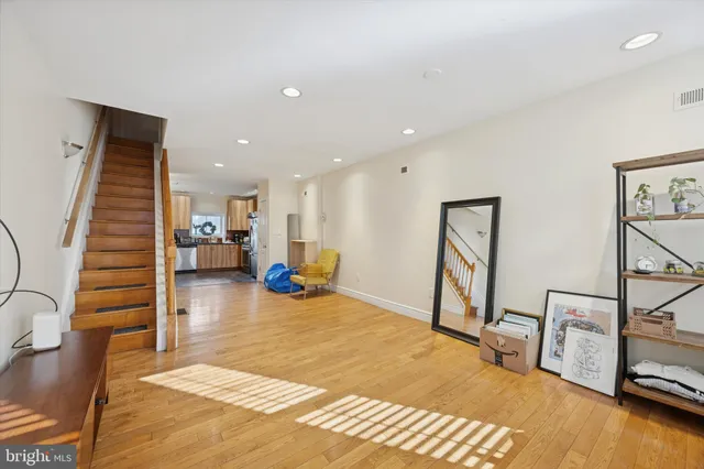 $2,800 | 341 Dickinson Street, Philadelphia, PA 19147