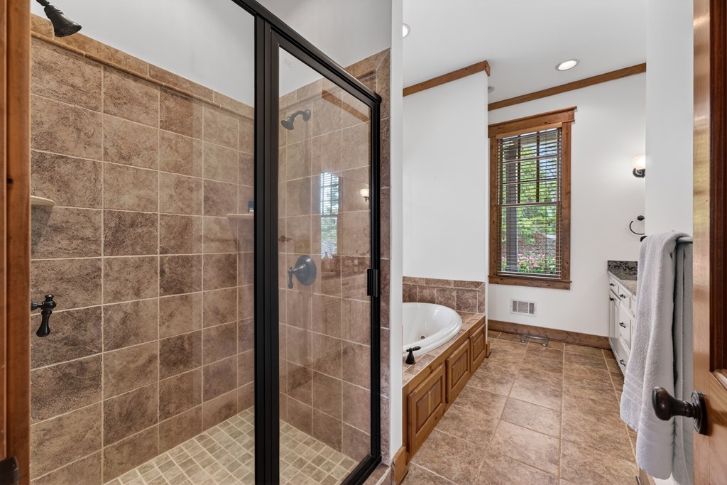 127 Azure Point Blue Ridge, GA 30513 - Photo 12 of 39