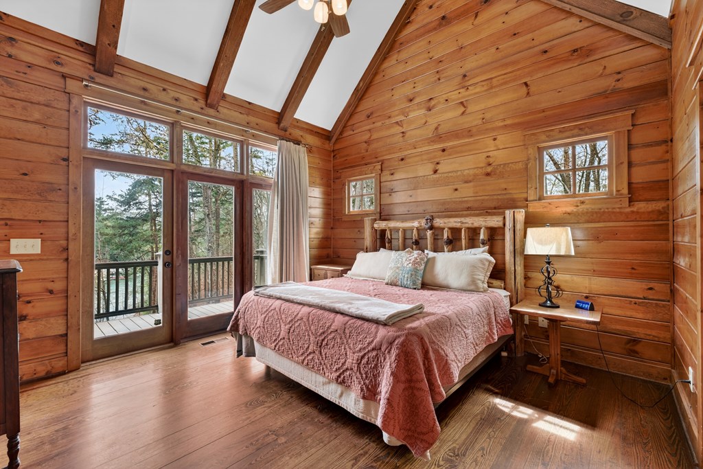 127 Azure Point Blue Ridge, GA 30513 - Photo 10 of 39 Master Bedroom